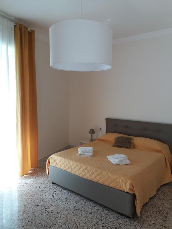Casa Fiore Наполи Екстериор снимка