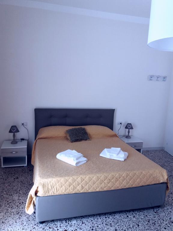 Casa Fiore Наполи Екстериор снимка